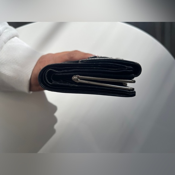 Burberry Black/Beige Nova Check Canvas and Leather Buckle kiss lock Wallet - Picture 8 of 12